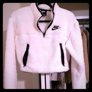 Nike cropped pullover fleece